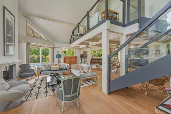 Maison à vendre 6 pièces PREVESSIN MOENS (01)