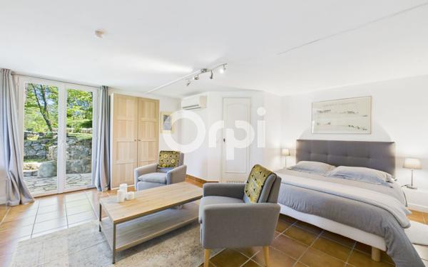 Maison à vendre    6 pièces •  Fayence