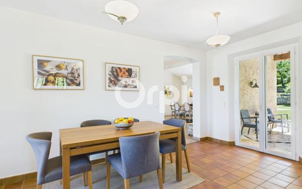 Maison à vendre    6 pièces •  Fayence