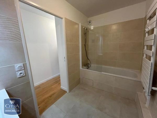 Appartement à louer 3 pièces 56.81m²