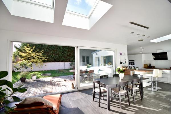 A vendre MONTESSON Centre ouest maison 6 chambres, 200 m², terrasse, jardin