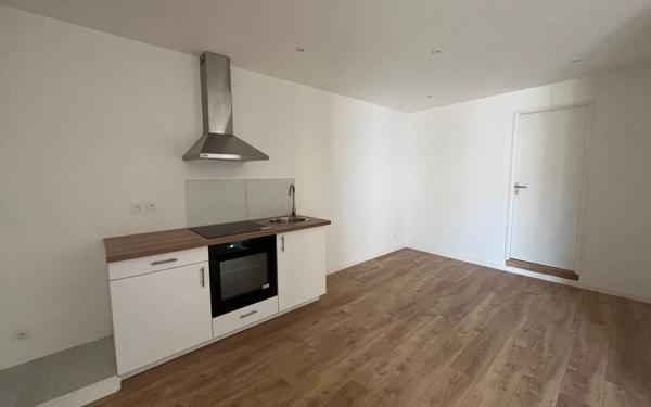 Appartement à louer    2 pièces • 40,22 m2 Saint-Laurent-sur-Saône
