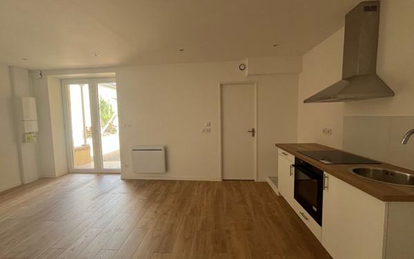 Appartement à louer    2 pièces • 40,22 m2 Saint-Laurent-sur-Saône