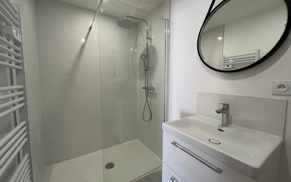 Appartement à louer    2 pièces • 40,22 m2 Saint-Laurent-sur-Saône