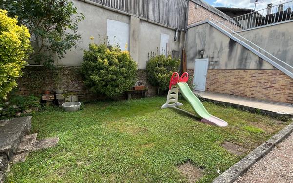 Appartement à louer    2 pièces • 40,22 m2 Saint-Laurent-sur-Saône