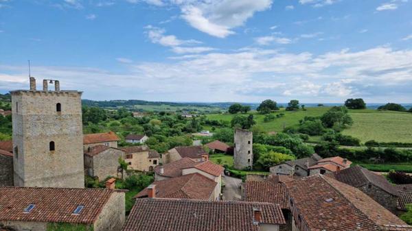 Maison ancienne - Figeac SECTEUR FIGEAC - Bâtisse en pierre de 485 m² à rénover – Village médiéval du Lot proche de FIGEAC