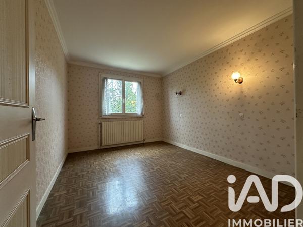 Maison à vendre 5 pièces 88 m² Saint-Julien-du-Sault