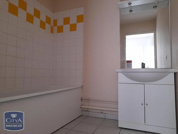 Appartement à louer 2 pièces 48.23m² Verdun (55100)