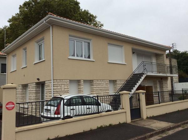 Studio
                                                                                                                                                                                                                                                                                                                        1 pièce(s)                                                                                                                                                                                                                                                                                                                              20.27  m²