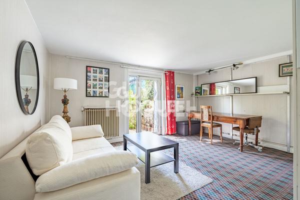 Maison de Prestige à Vendre à Courbevoie - Référence 4842