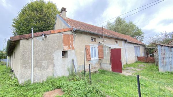 Molles (03300) Viager occupé avec rente Monsieur 80 ans - Maison de campagne avec dépendances et terrain