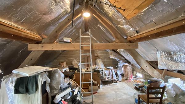 Molles (03300) Viager occupé avec rente Monsieur 80 ans - Maison de campagne avec dépendances et terrain