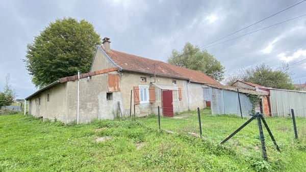 Molles (03300) Viager occupé avec rente Monsieur 80 ans - Maison de campagne avec dépendances et terrain