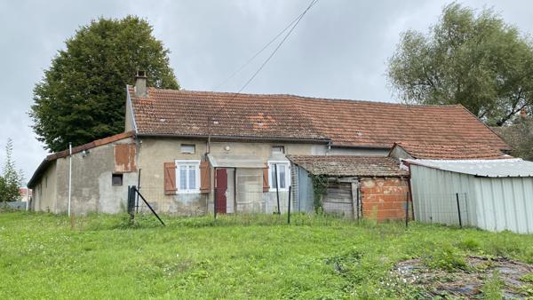 Molles (03300) Viager occupé avec rente Monsieur 80 ans - Maison de campagne avec dépendances et terrain