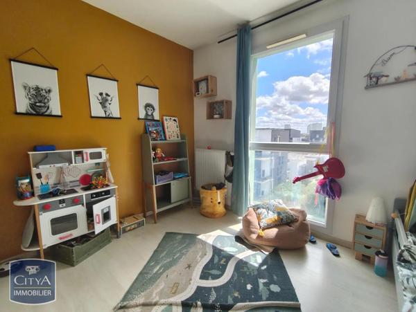 Appartement à louer 5 pièces 106.8m² Bordeaux (33300)
