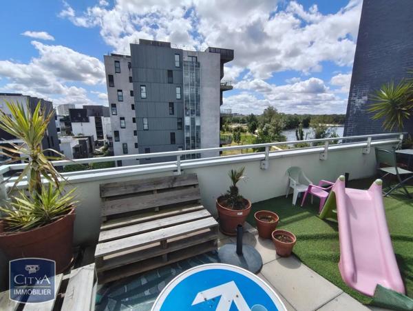 Appartement à louer 5 pièces 106.8m² Bordeaux (33300)