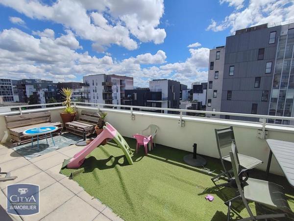 Appartement à louer 5 pièces 106.8m² Bordeaux (33300)