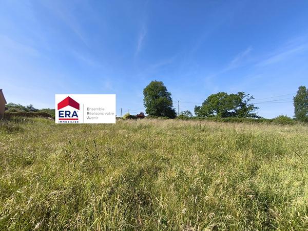 Terrain de 800m2 dans Figeac