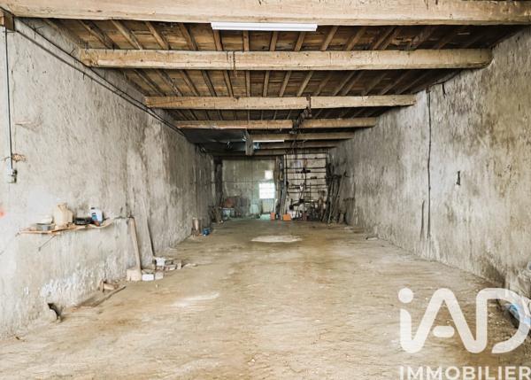 Parking à vendre 183 m² Villeneuve-Minervois