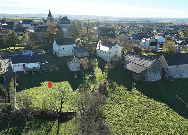 Rare terrain viabilisé de 855 m² vue nature, impasse calme, proche Rodez