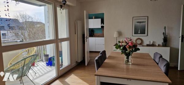 Saint Malo - Gare - Appartement T5 (100m²) en bon état - Balcon (sud) - Cave et Parking