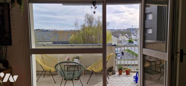 Saint Malo - Gare - Appartement T5 (100m²) en bon état - Balcon (sud) - Cave et Parking