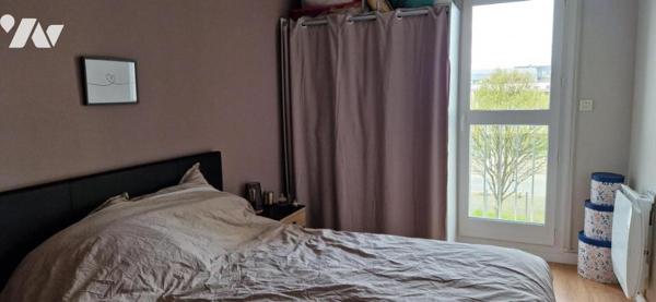 Saint Malo - Gare - Appartement T5 (100m²) en bon état - Balcon (sud) - Cave et Parking