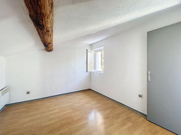 Appartement La Tour D'aigues 4 pièce(s) 72 m2