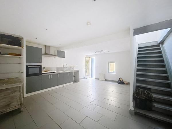 Appartement La Tour D'aigues 4 pièce(s) 72 m2