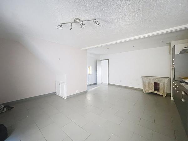 Appartement La Tour D'aigues 4 pièce(s) 72 m2