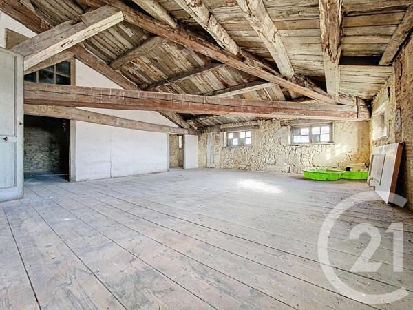 Appartement F4 à vendre  4 pièces - 127,05 m2 ROCHEFORT - 17