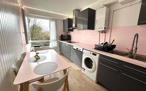 Appartement à vendre    3 pièces • 71,22 m2 Évry