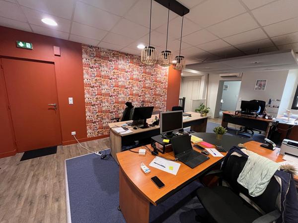 Bureaux Centre ville de Laval , Laval Bureaux Centre ville de Laval , Laval