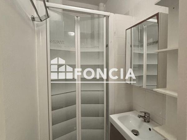 Location Appartement 2 pièces 45.63 m² - 38 RUE TREBOIS Levallois Perret 92300