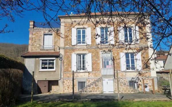 Immeuble à vendre    6 pièces •  La Ferté-sous-Jouarre