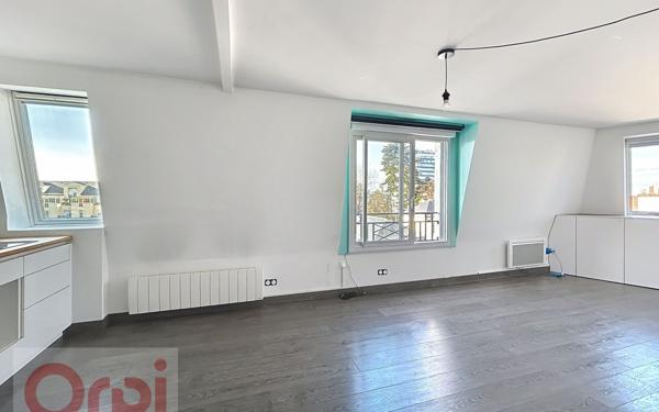 Appartement à vendre    3 pièces • 60,21 m2 Châtillon