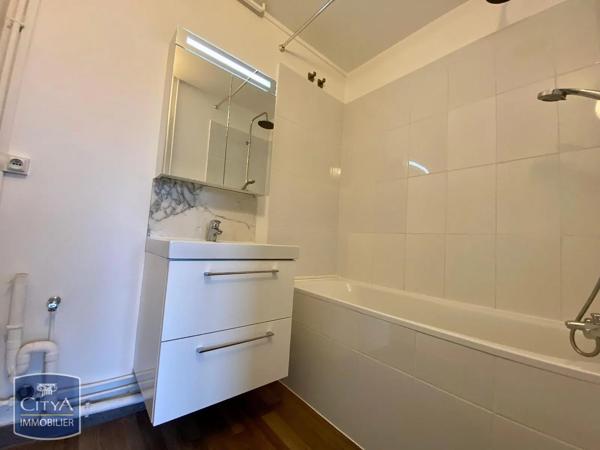 Appartement à louer 2 pièces 40.07m² Viroflay (78220)