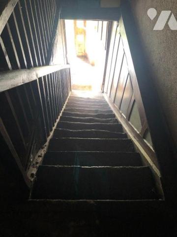 A vendre, à Anglards-de-Salers, dans un petit hameau au calme, avec un grand jardin, une maison...