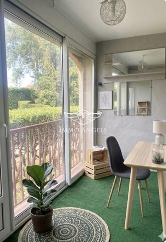LATTES CENTRE-T2 EN PARFAIT ETAT-PLACE DE PARKING PRIVATIVE-PARC PRIVE-TRAMWAY