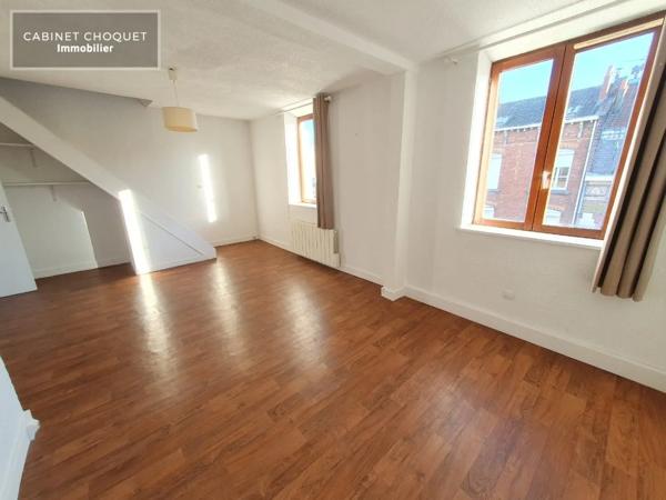 F2 LUMINEUX EN DUPLEX A VENDRE - LILLE Saint Michel - 49 m 2 - 160 000 €