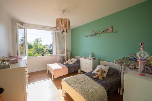 SUPERBE MAISON FAMILIALE 140 M²-TERRAIN 595 m²