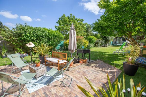 SUPERBE MAISON FAMILIALE 140 M²-TERRAIN 595 m²