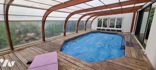 LA GUERCHE DE BGNE - Pavillon avec piscine-garages et terrain