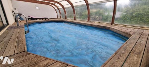 LA GUERCHE DE BGNE - Pavillon avec piscine-garages et terrain