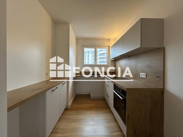Location Appartement 3 pièces 51 m² - 10 RUE DE LA GARE Orleans 45000