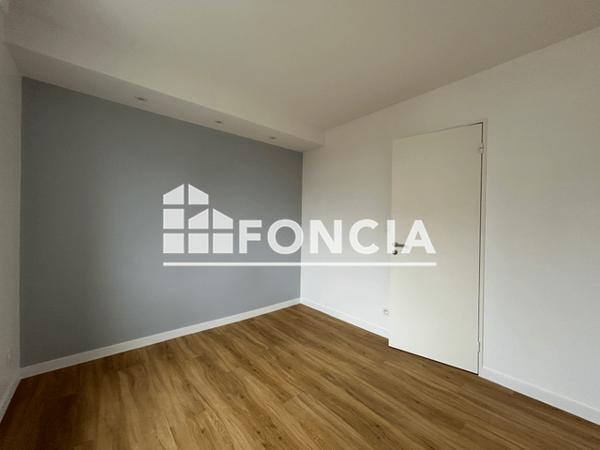 Location Appartement 3 pièces 51 m² - 10 RUE DE LA GARE Orleans 45000