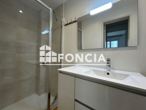 Location Appartement 3 pièces 51 m² - 10 RUE DE LA GARE Orleans 45000