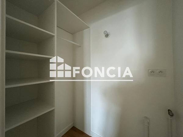 Location Appartement 3 pièces 51 m² - 10 RUE DE LA GARE Orleans 45000
