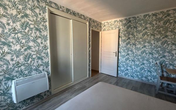 Maison à vendre    5 pièces • 100 m2 Saint-Maurice-sur-Eygues