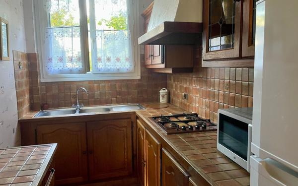 Appartement à vendre    4 pièces • 62,32 m2 Viroflay